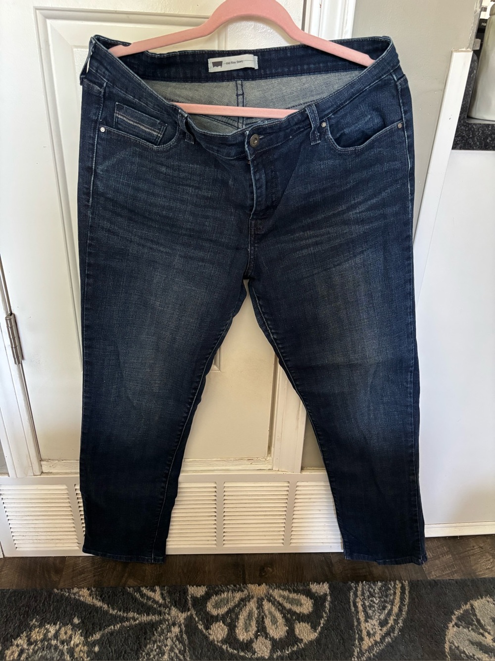 Women’s Levi’s Mid Rise Skinny Jeans Size 14 M